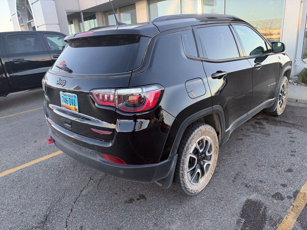 Certified 2025 Jeep Compass Trailhawk AWD/4WD image 8