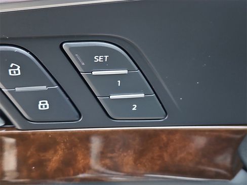 Used 2019 Audi A4 2.0T Premium Plus image 21