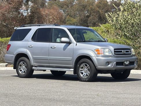 Used 2004 Toyota Sequoia Limited RWD image 10