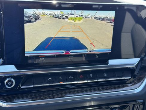 New 2026 GMC Sierra 1500 Elevation w/ Preferred Package AWD/4WD image 17