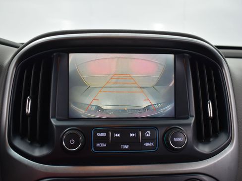 Used 2017 Chevrolet Colorado LT w/ LT Convenience Package image 20