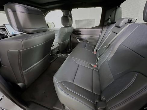 New 2025 Toyota Tundra Platinum image 25