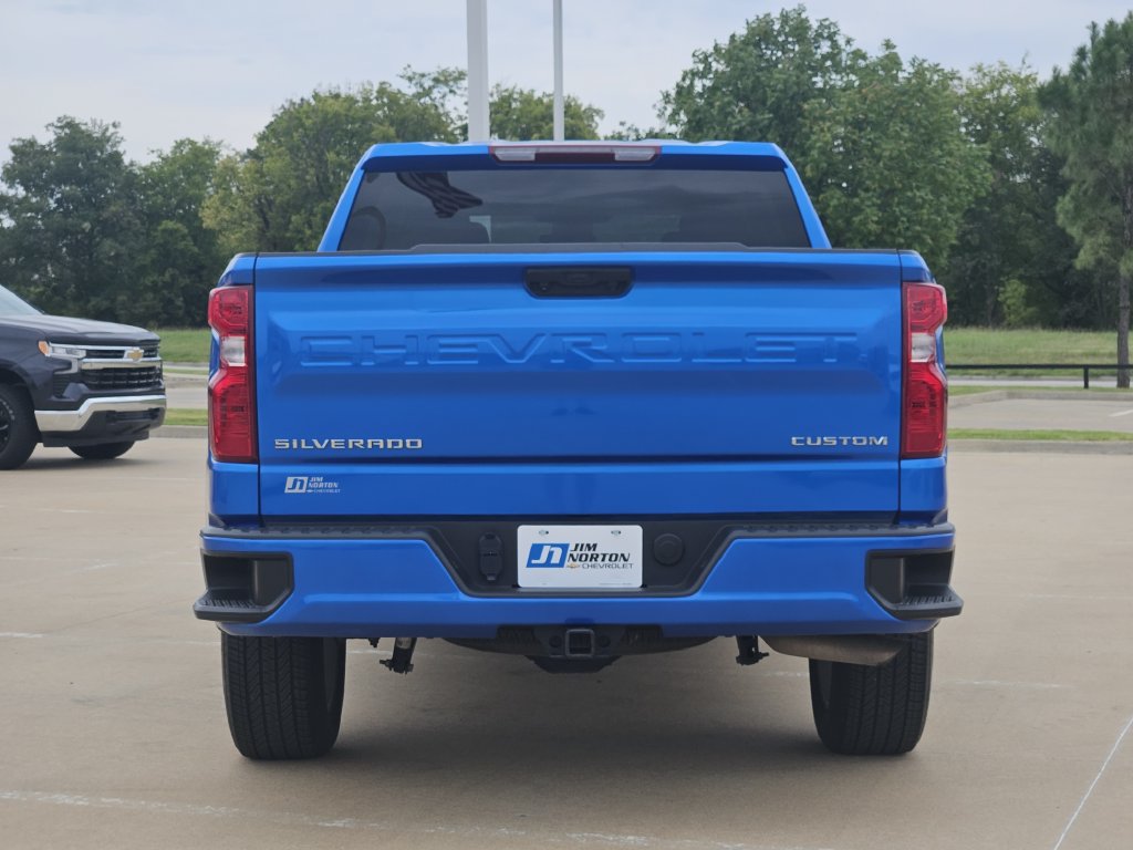 Used 2025 Chevrolet Silverado 1500 Custom RWD image 6