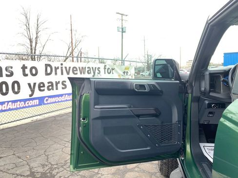 Used 2025 Ford Bronco Badlands w/ Sasquatch Package image 14