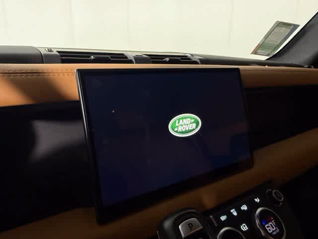 Used 2023 Land Rover Defender 90 Carpathian Edition AWD/4WD image 18
