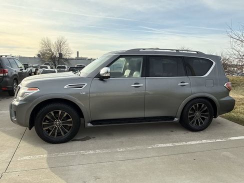 Used 2017 Nissan Armada Platinum image 3