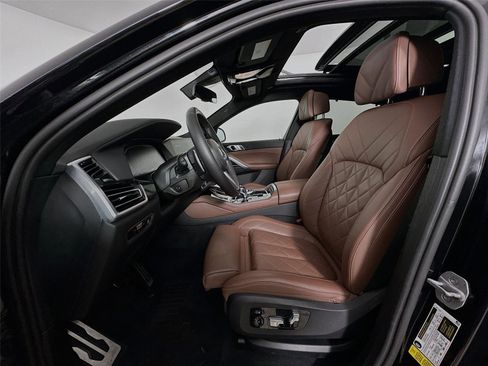 Certified 2023 BMW X6 xDrive40i w/ Executive Package image 21