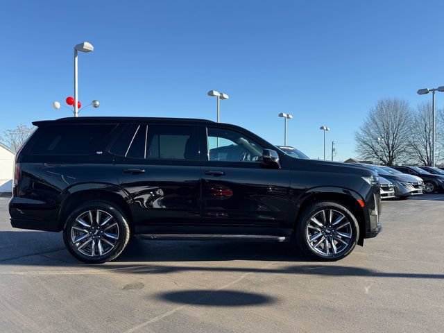 Used 2024 Cadillac Escalade Sport RWD image 2