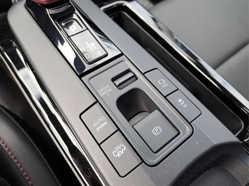 New 2026 Toyota Prius Plug-In Hybrid FWD image 29