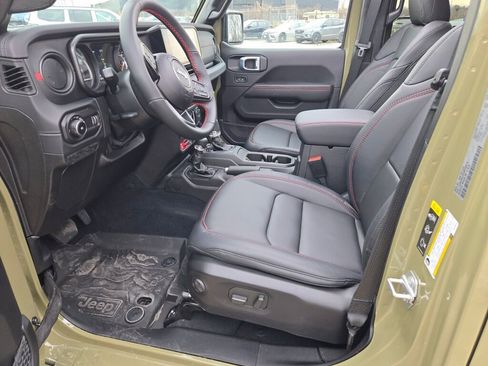 New 2026 Jeep Wrangler Unlimited Rubicon 392 w/ Quick Order Package 27X Moab AWD/4WD image 17