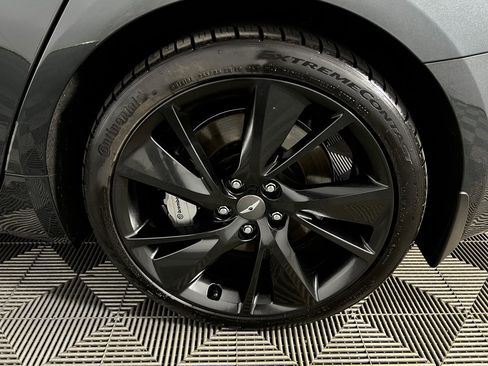 Used 2023 Genesis G70 3.3T w/ Sport Prestige Package image 12