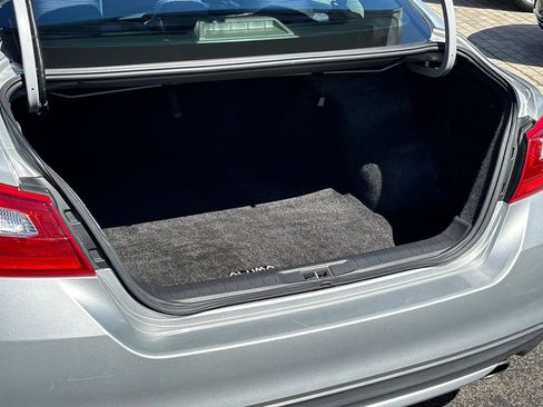 Used 2016 Nissan Altima 2.5 S w/ Power Driver Seat Package FWD image 5
