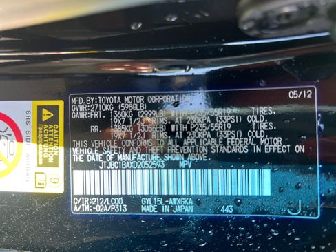 Used 2013 Lexus RX 450h AWD w/ Navigation Pkg image 18