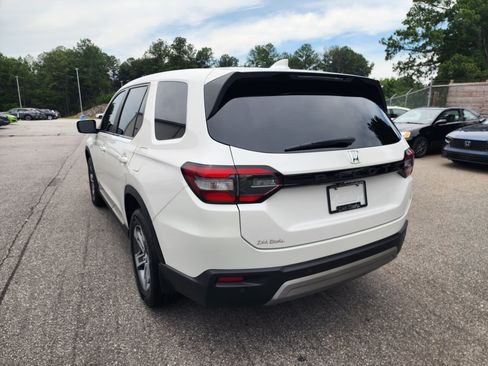 Used 2023 Honda Pilot EX-L image 7