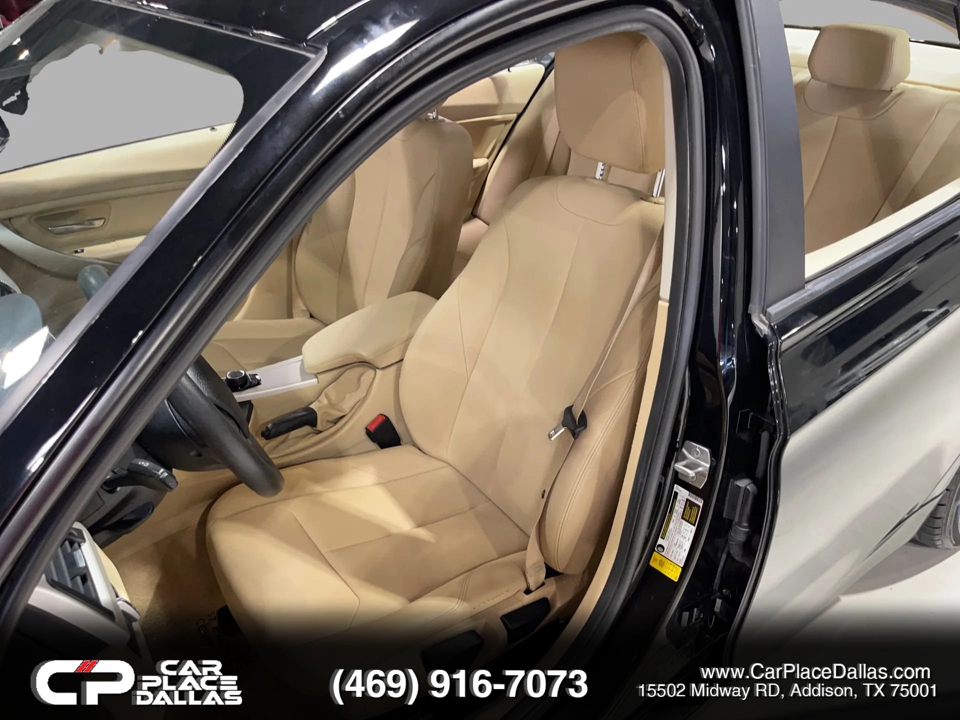 Used 2016 BMW 320i Sedan RWD image 18