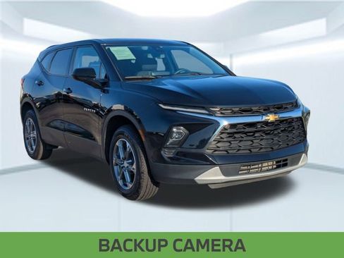 Used 2023 Chevrolet Blazer LT image 8