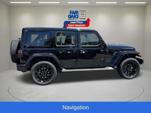 Used 2021 Jeep Wrangler Unlimited Sahara AWD/4WD image 7