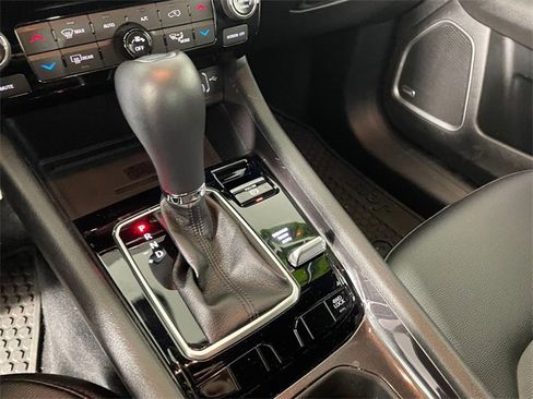 Used 2023 Jeep Compass Latitude w/ Sun and Sound Group image 9