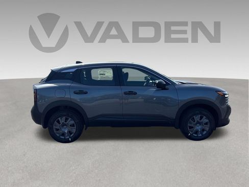 New 2026 Nissan Kicks S FWD image 21