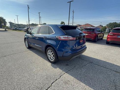 Used 2024 Ford Edge SEL AWD/4WD image 3