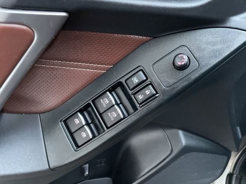 Used 2017 Subaru Forester 2.0XT Touring image 14