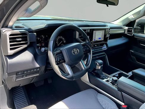 Used 2023 Toyota Tundra SR5 w/ SR5 Convenience Package AWD/4WD image 17