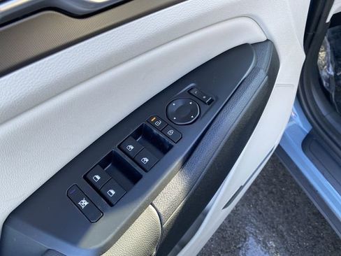 New 2026 Kia Sportage EX image 34