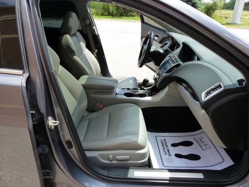 Used 2020 Acura TLX FWD image 44