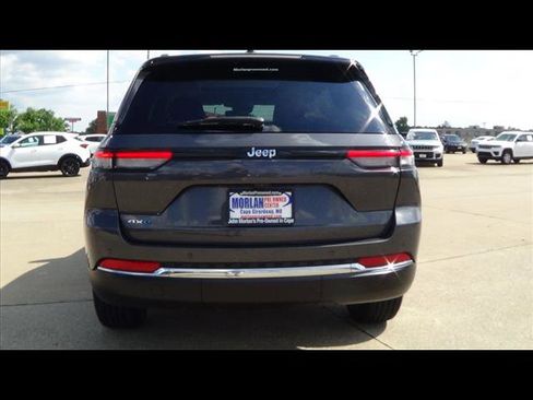 Used 2023 Jeep Grand Cherokee 4WD 4xe image 7