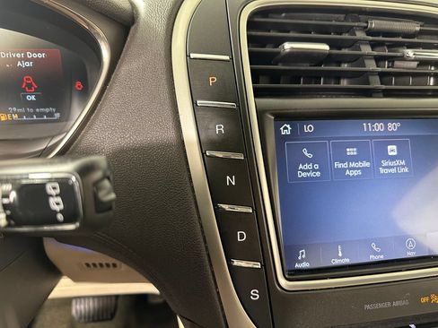 Used 2020 Lincoln Nautilus Reserve w/ Class II Trailer Tow Package AWD/4WD image 35