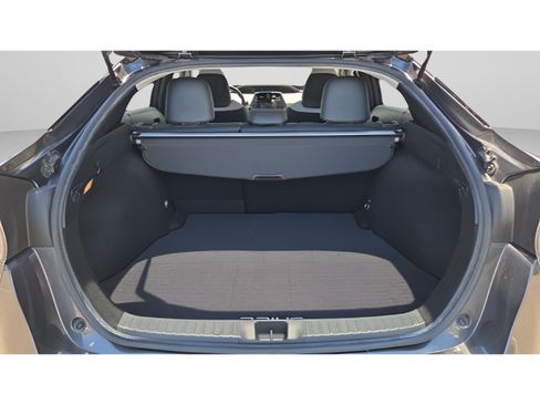 Used 2017 Toyota Prius Four Touring w/ Premium Convenience Package FWD image 9