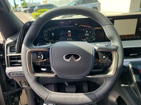 Certified 2026 INFINITI QX80 4WD w/ Sport Exterior Package image 12