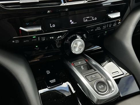 Certified 2025 Acura MDX FWD w/ Technology Package image 20