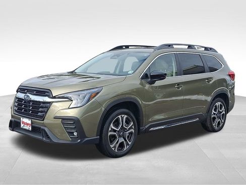 Used 2025 Subaru Ascent Limited image 3