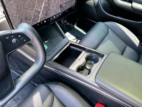 Used 2022 Tesla Model S Plaid AWD/4WD image 14