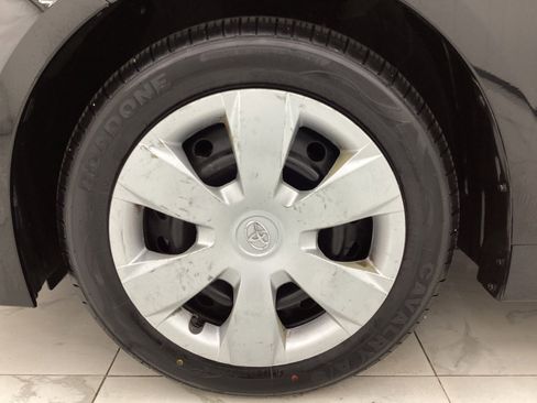 Used 2022 Toyota Corolla LE FWD image 43