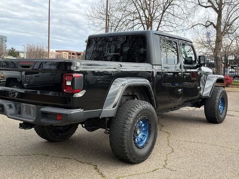 Used 2021 Jeep Gladiator Sport image 5