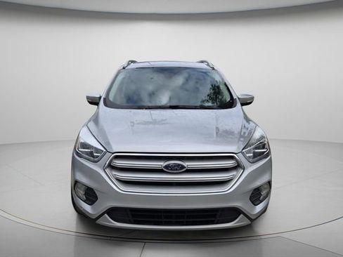 Used 2018 Ford Escape Titanium FWD image 3