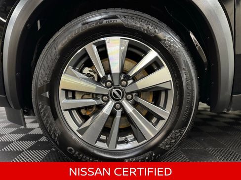 Certified 2025 Nissan Pathfinder SL AWD/4WD image 11
