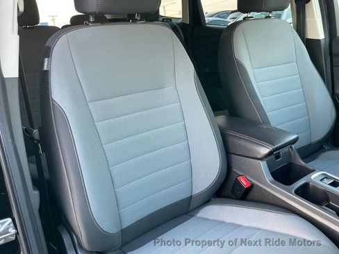 Used 2017 Ford Escape S image 10