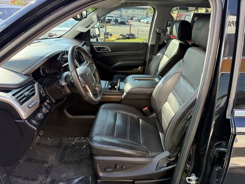 Used 2018 GMC Yukon Denali image 15