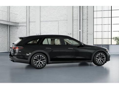 New 2026 Mercedes-Benz E 450 4MATIC All-Terrain Wagon image 18