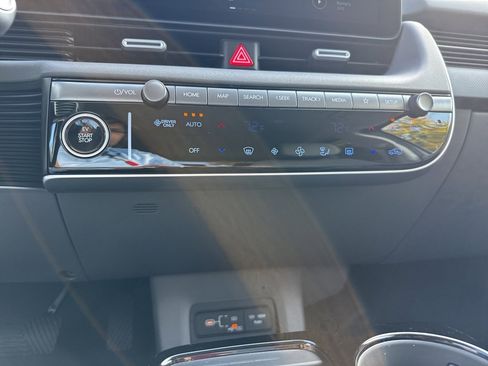 New 2025 Hyundai Ioniq 5 SEL image 27