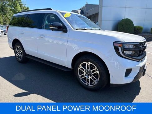Used 2025 Ford Expedition Active AWD/4WD image 1