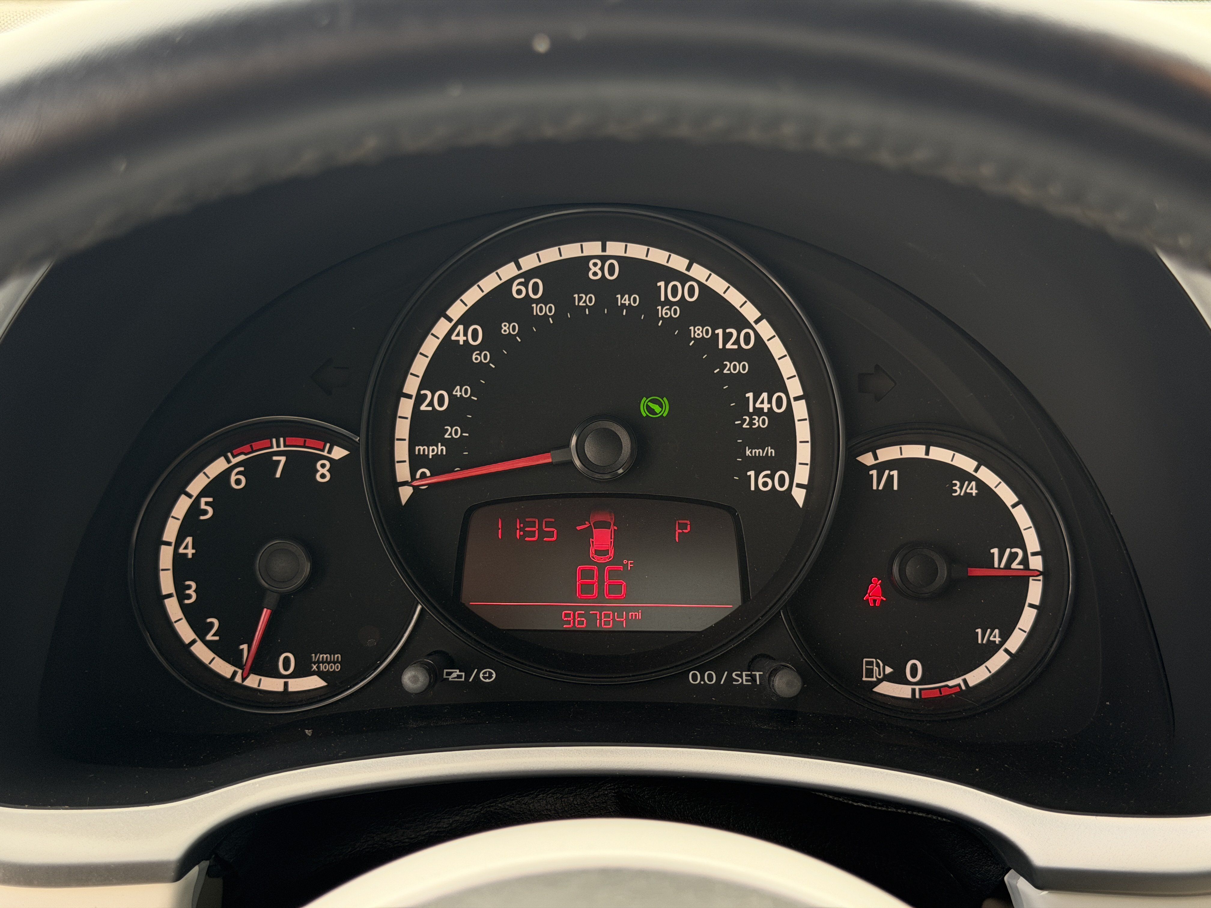 Used 2013 Volkswagen Beetle 2.5 FWD image 28