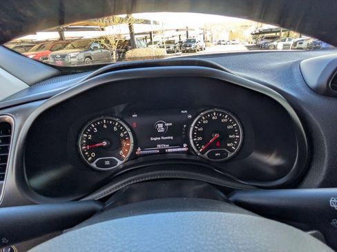 Used 2018 Jeep Renegade Limited w/ Safety & Security Group image 18