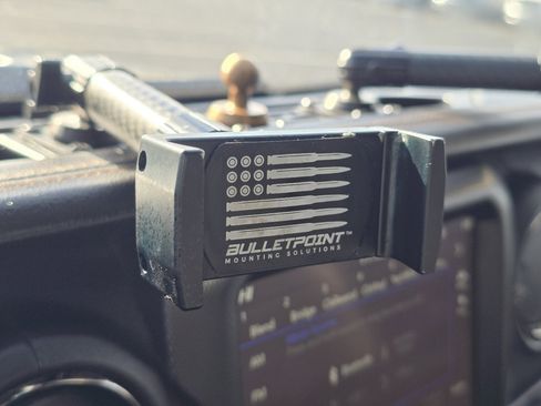 Used 2021 Jeep Gladiator Overland image 9