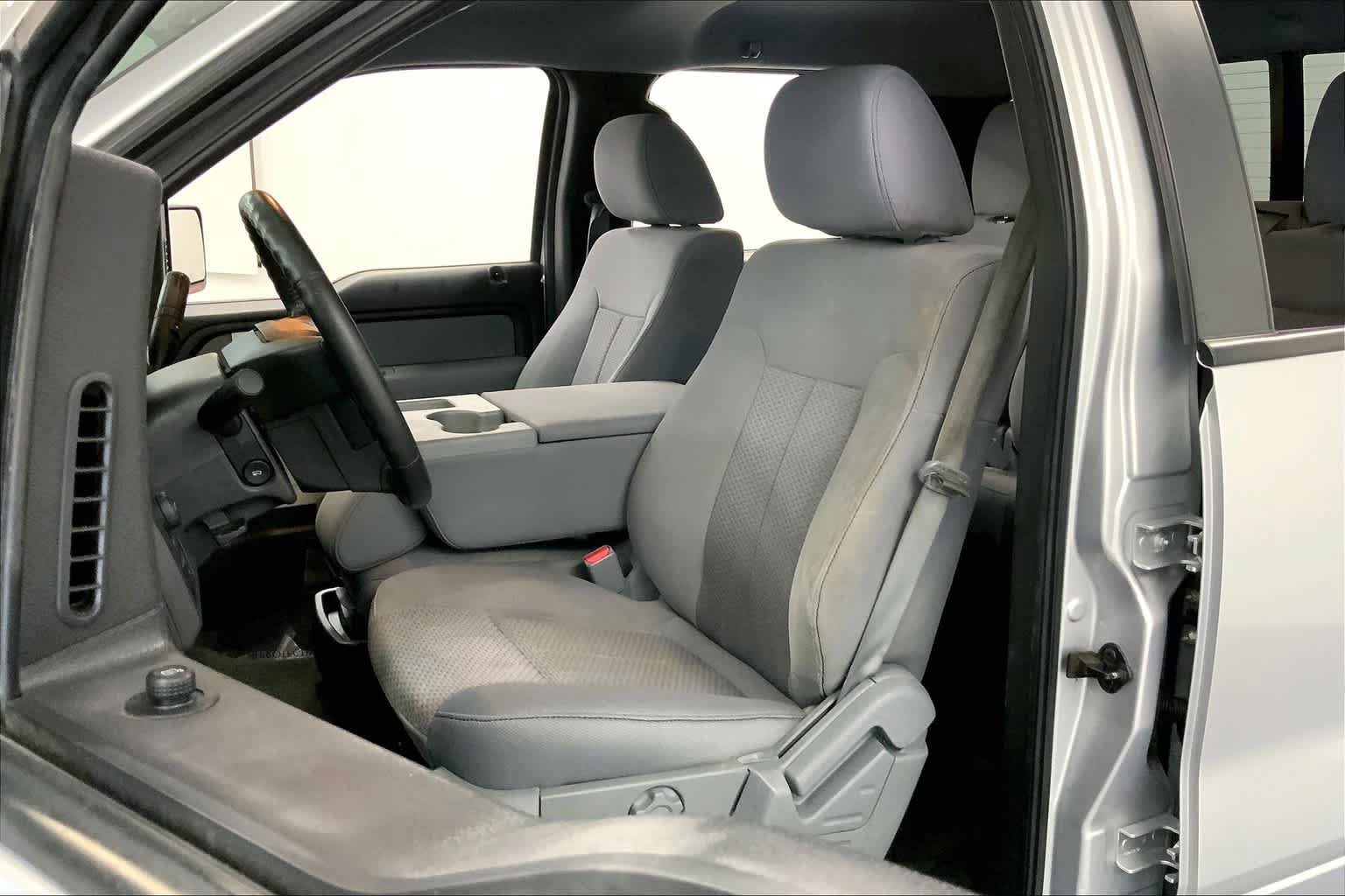 Used 2011 Ford F150 XLT w/ XLT Chrome Pkg RWD image 7