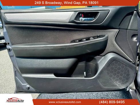 Used 2016 Subaru Legacy 2.5i Premium image 9