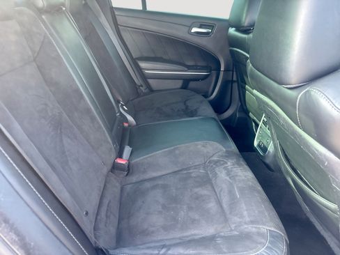 Used 2019 Dodge Charger Scat Pack w/ Plus Group RWD image 27